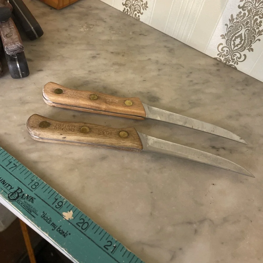 Pair Chicago Cutlery 103S Wood Handle Steak Knives‎ Sharpened Smooth Blade Sharp